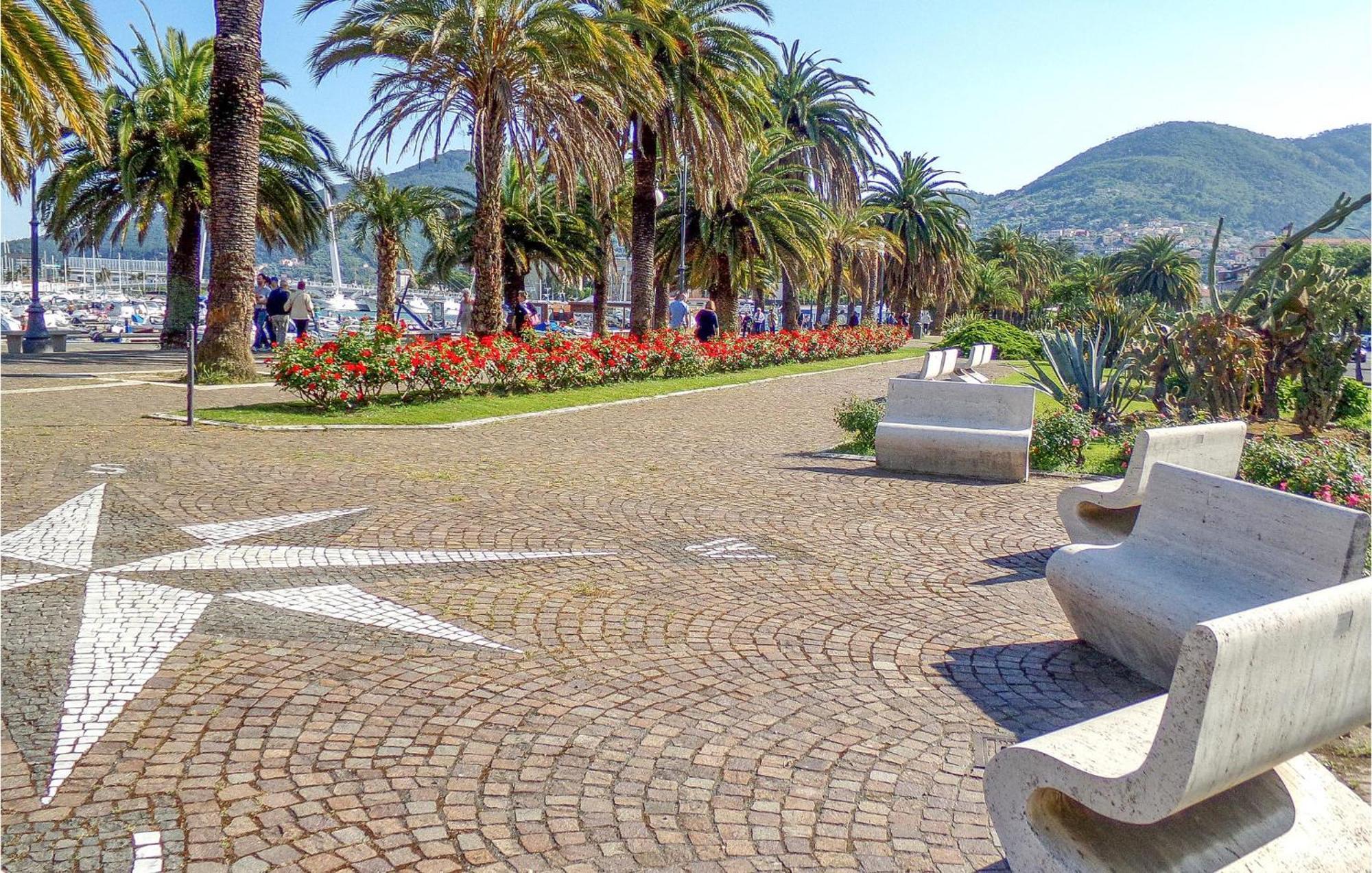 Apartamento La Casa Di Emilia La Spezia Exterior foto